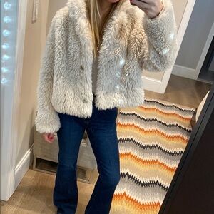 NWT Fab OLD NAVY Cream Faux Fur Jacket XS
